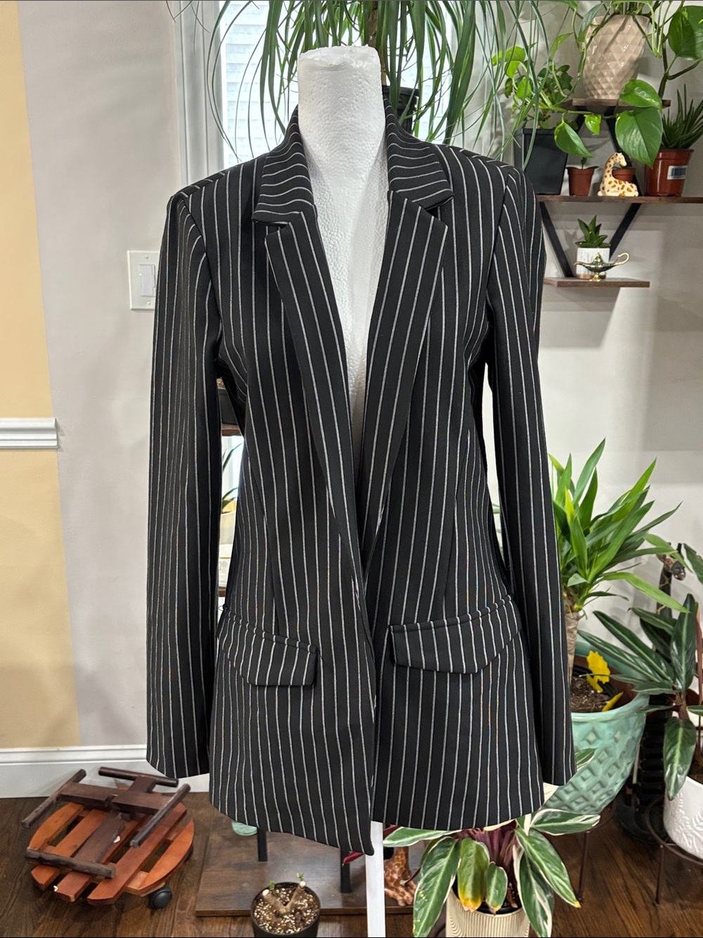Stoosh black and white pinstripe open front blazer size M